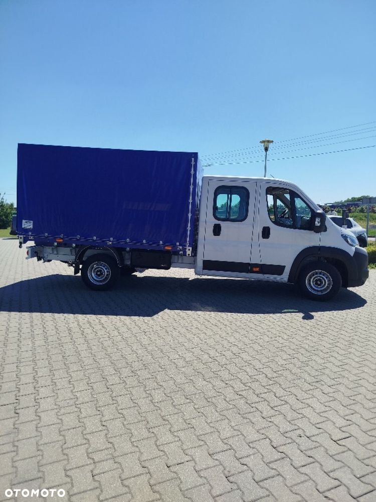 Opel Movano Podwozie Załogowe z Zabudową L4 - 4