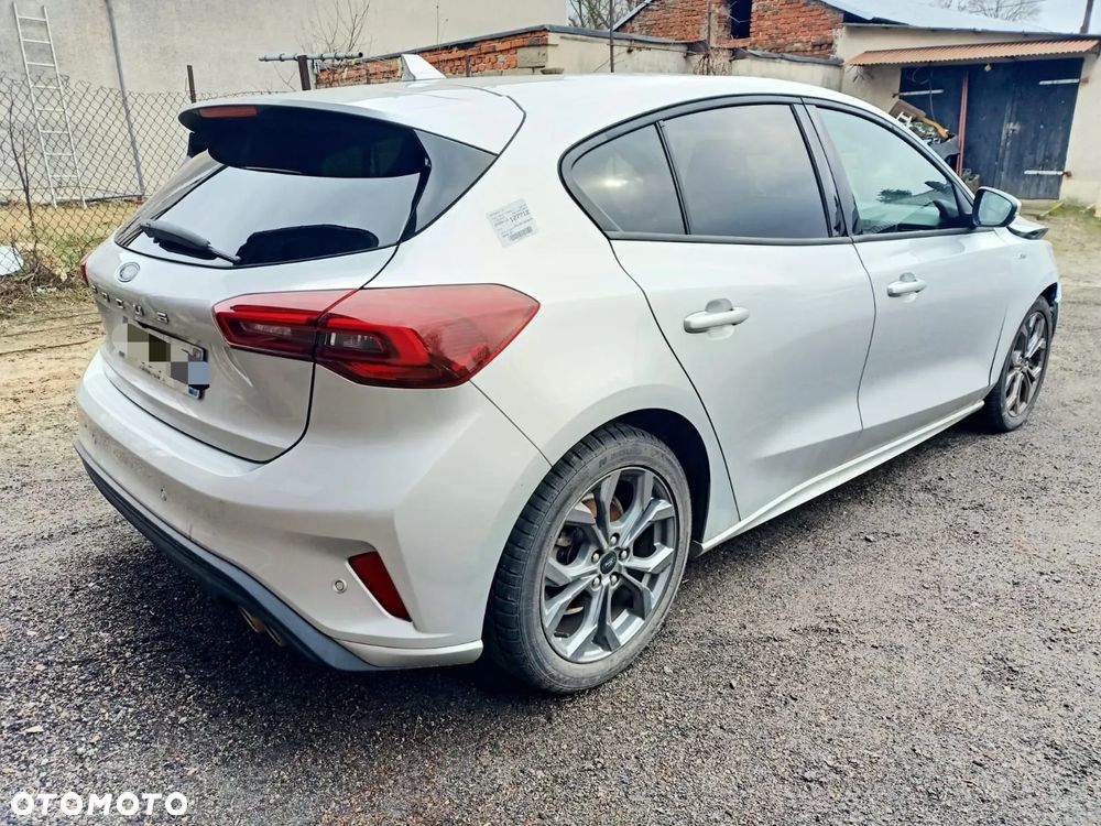 Ford Focus - 4