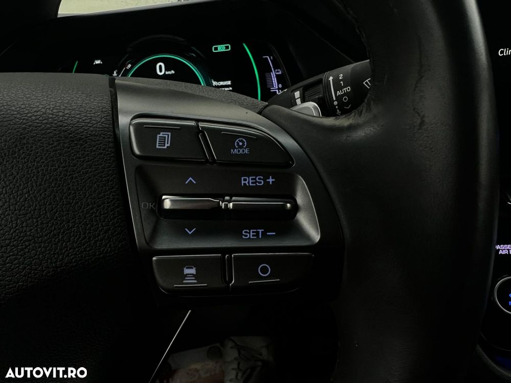 Hyundai IONIQ - 22