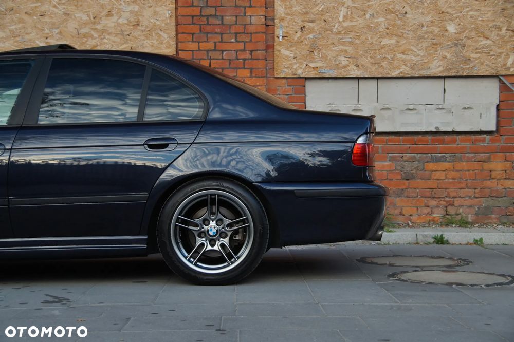 BMW Seria 5 - 21