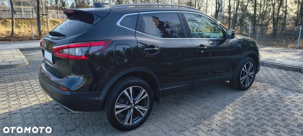 Nissan Qashqai 1.2 DIG-T N-Connecta Xtronic - 4