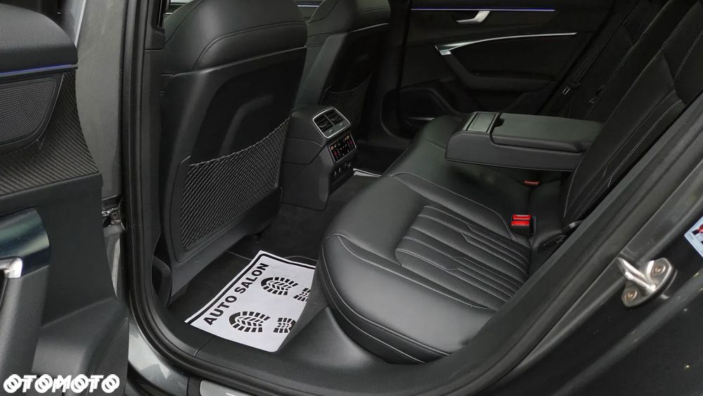 Audi A6 Avant 55 TFSI e quattro S tronic S line - 11
