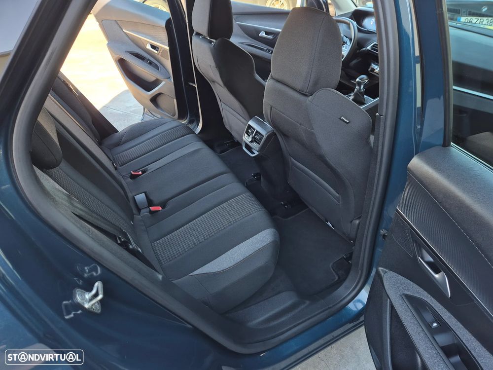 Peugeot 3008 1.5 BlueHDi Active Pack - 46
