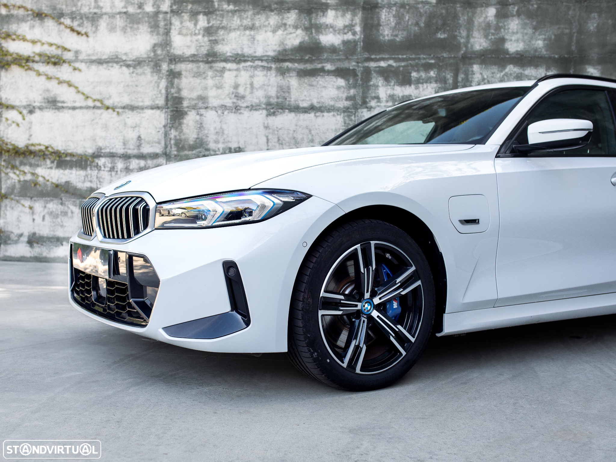 BMW 330 e Touring Pack M Auto - 9