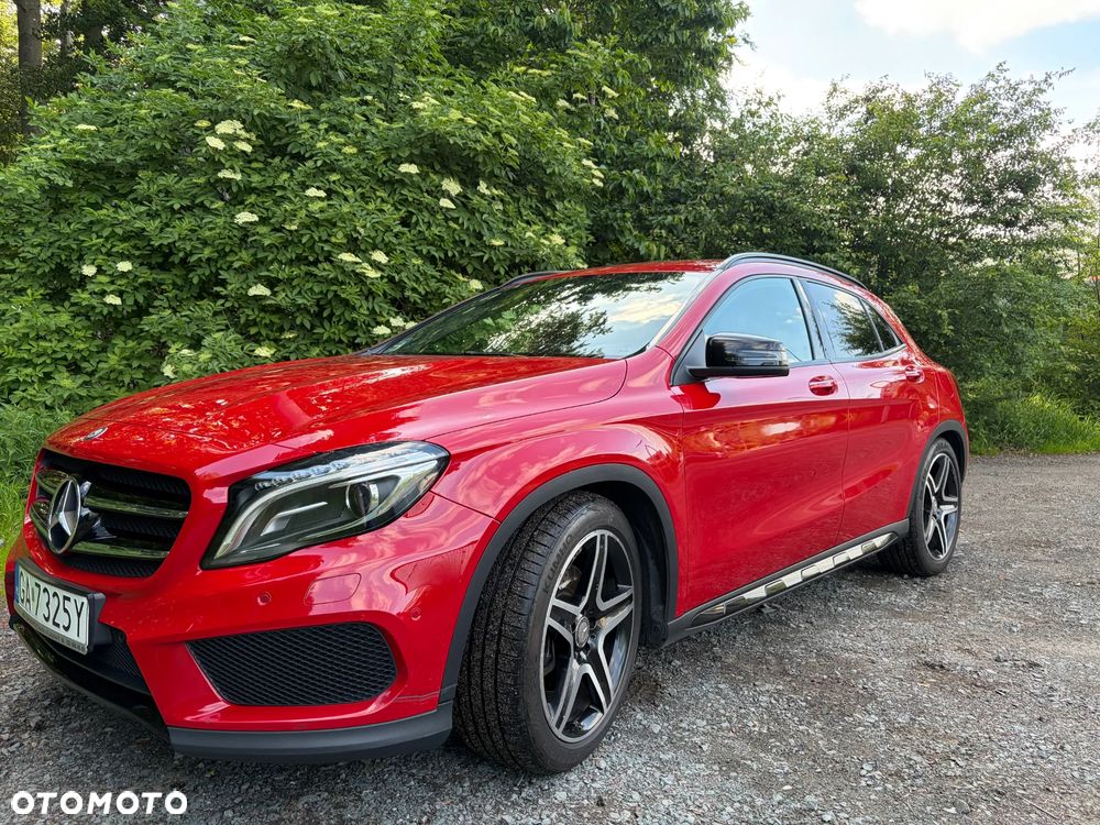 Mercedes-Benz GLA 250 4-Matic AMG Line - 3