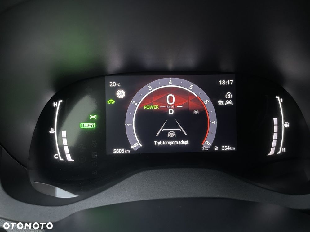 Toyota Yaris Hybrid 1.5 Style - 26