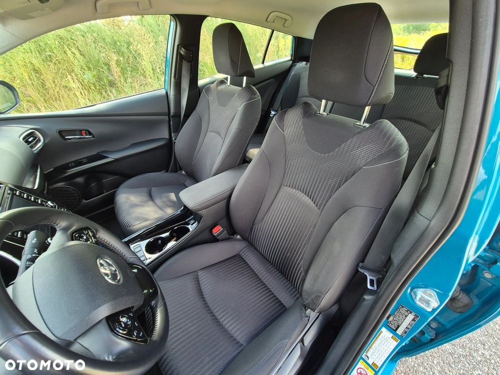 Toyota Prius Hybrid Comfort - 26