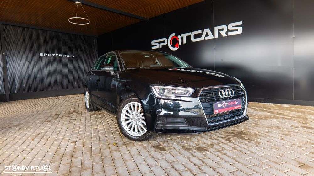 Audi A3 Sportback 2.0 TDI Advance - 1