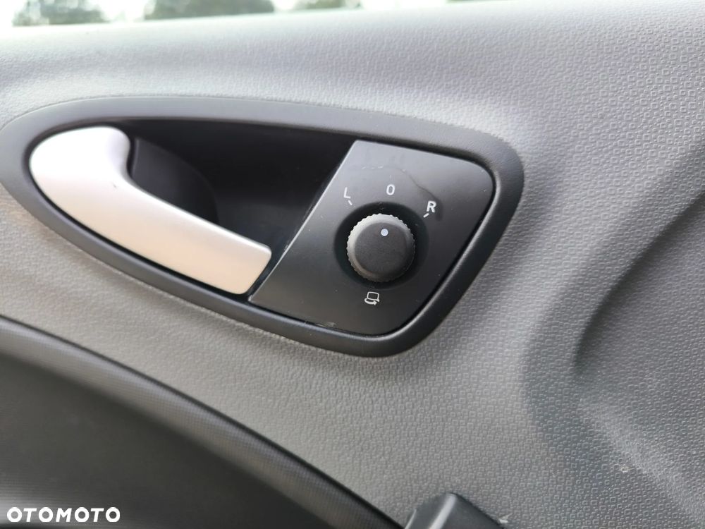 Seat Ibiza 1.4 16V Style - 29