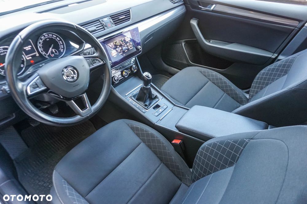 Skoda Superb 1.5 TSI Active - 25