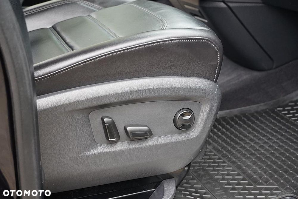 Volkswagen Multivan 2.0 BiTDI L1 Highline 4Motion DSG - 22