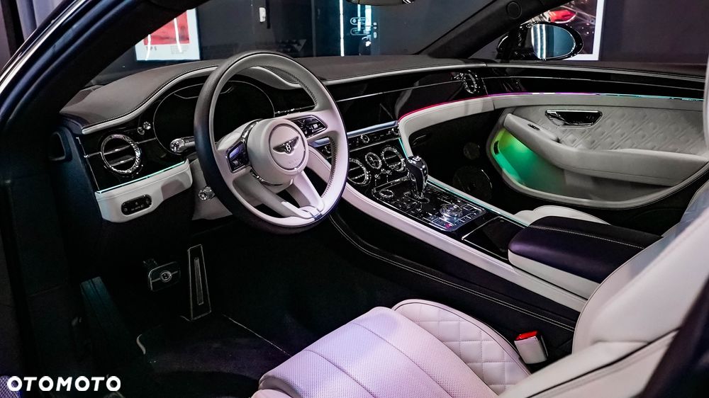 Bentley Continental GT - 8