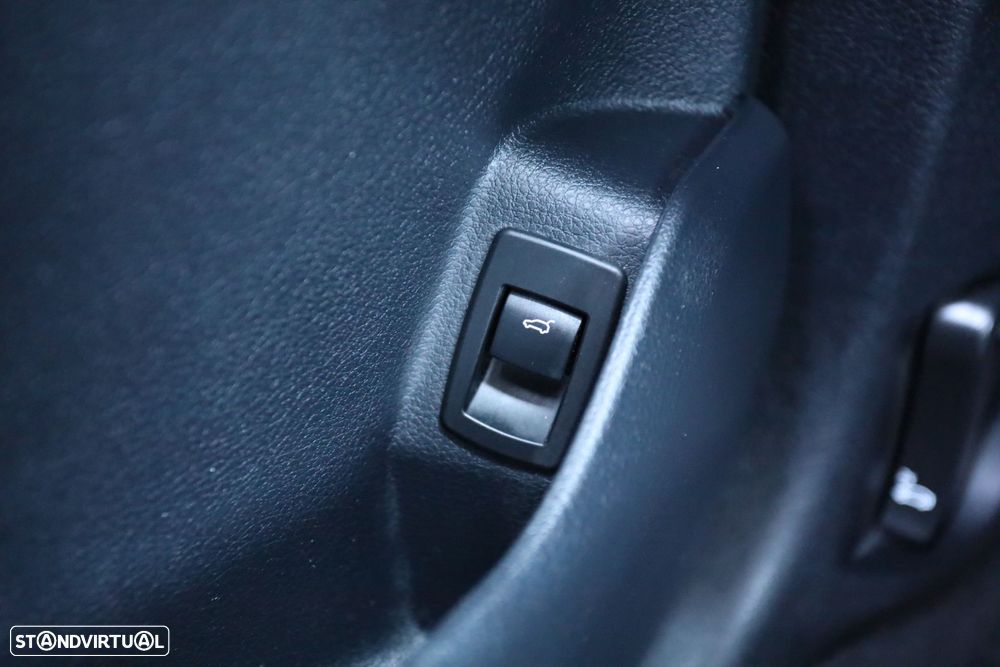 BMW 216 Active Tourer d Corporate Edition - 15