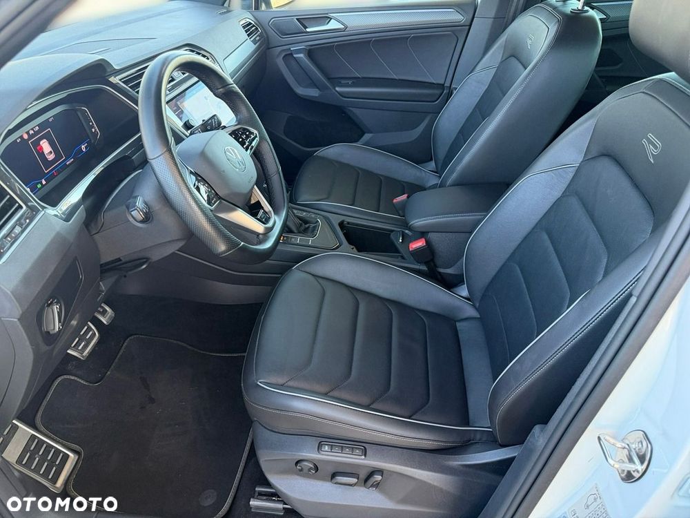 Volkswagen Tiguan - 16