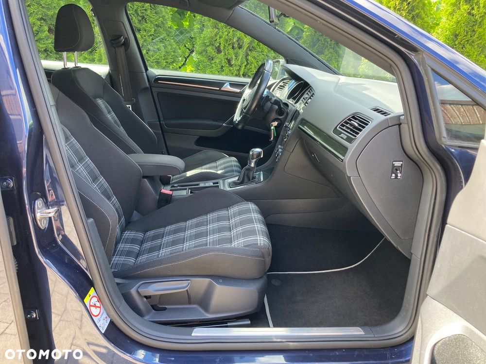 Volkswagen Golf GTD (BlueMotion Technology) DSG - 19