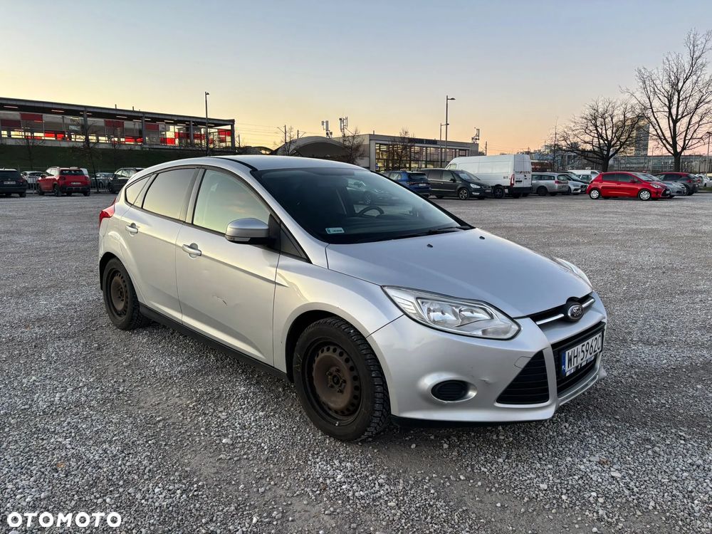 Ford Focus 1.6 Ambiente - 6