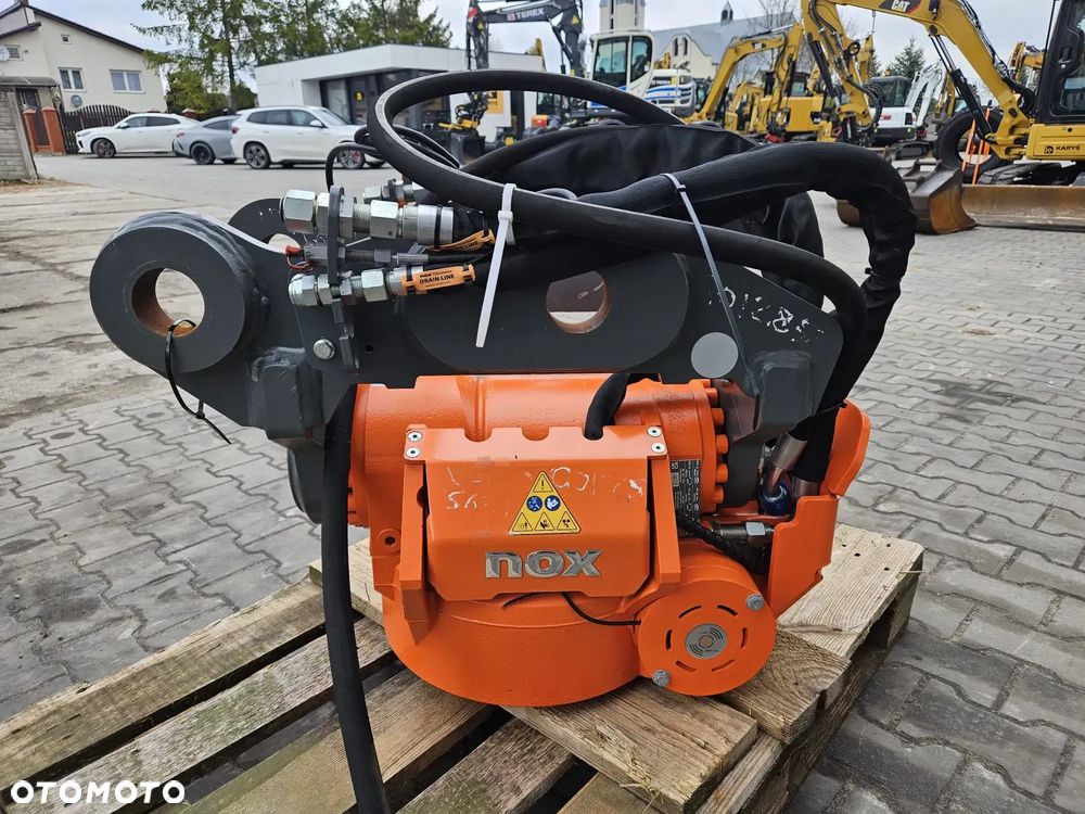 NOWA Głowica OBROTOWA KINSHOFER - NOX, Rototilt, Engcon, Caterpillar, CAT - 10