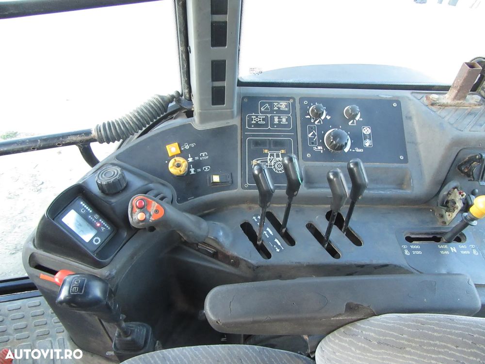 New Holland 8160 cu incarcator frontal - 11