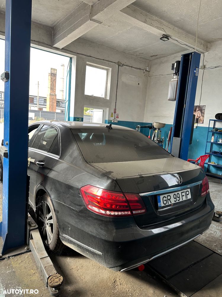 Mercedes-Benz E - 6