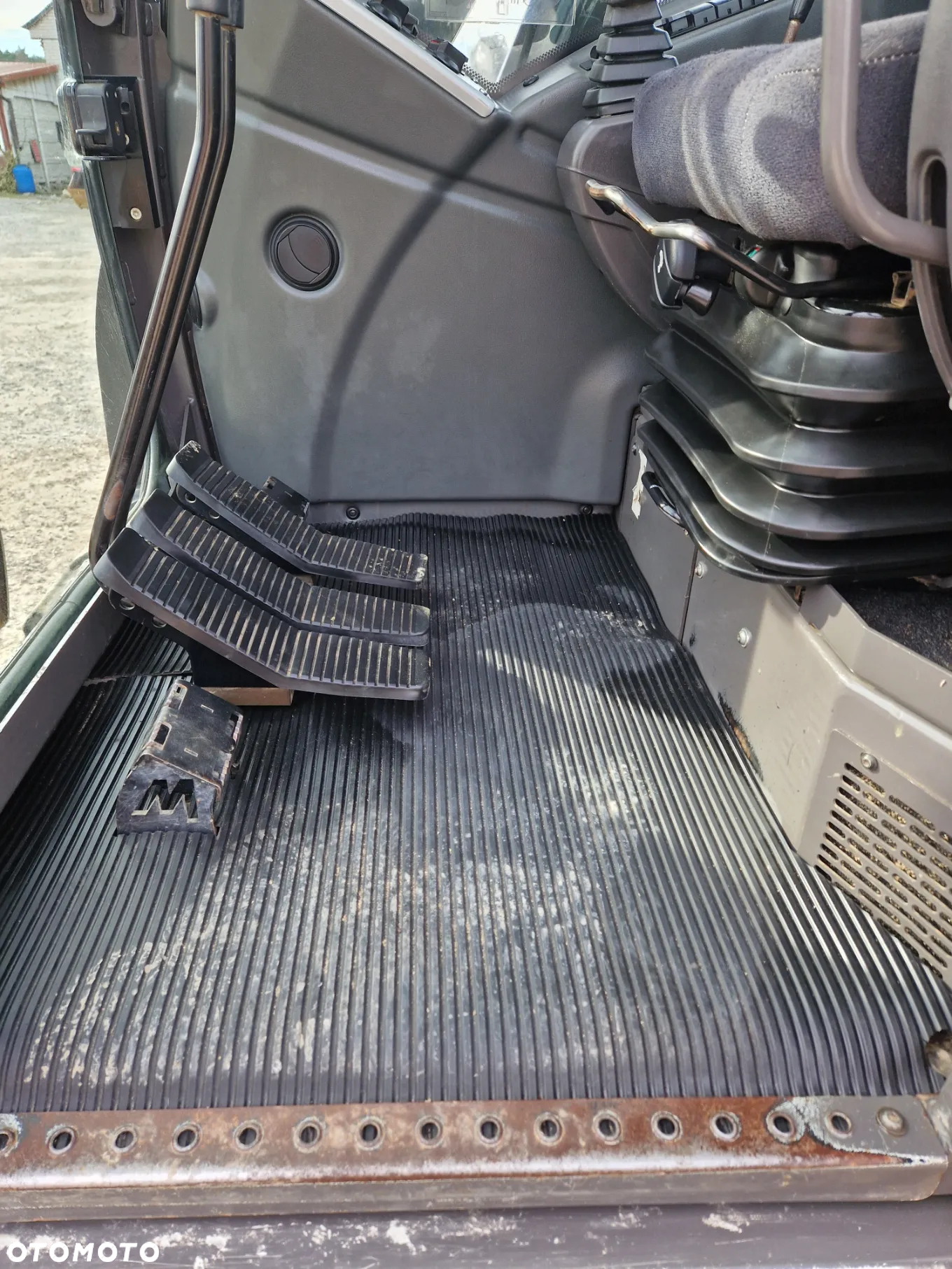 Mecalac 8MCR - 17