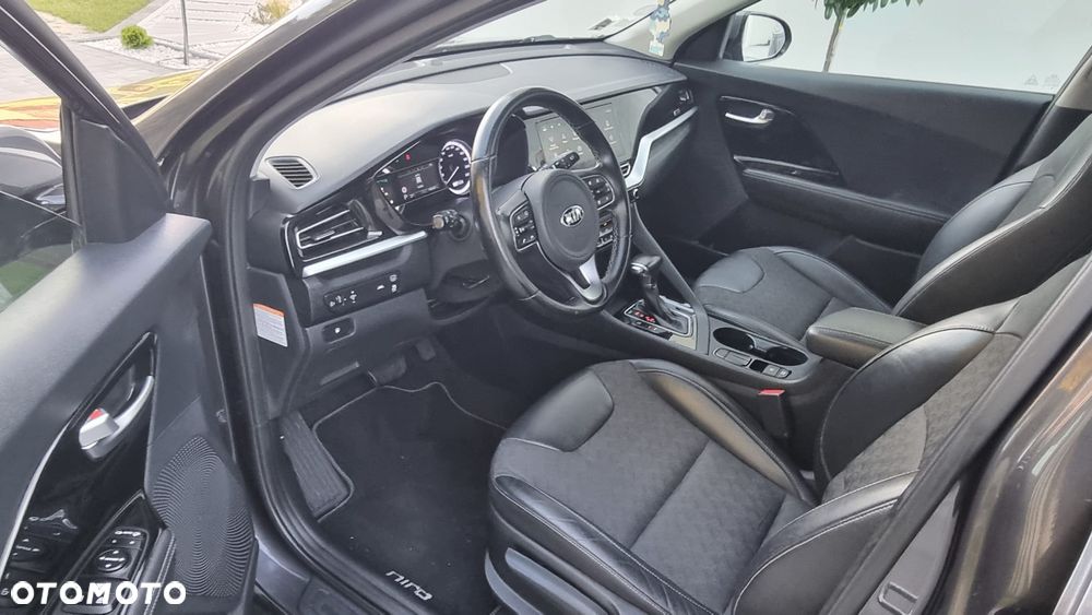 Kia Niro 1.6 GDI Hybrid L Business Line - 9