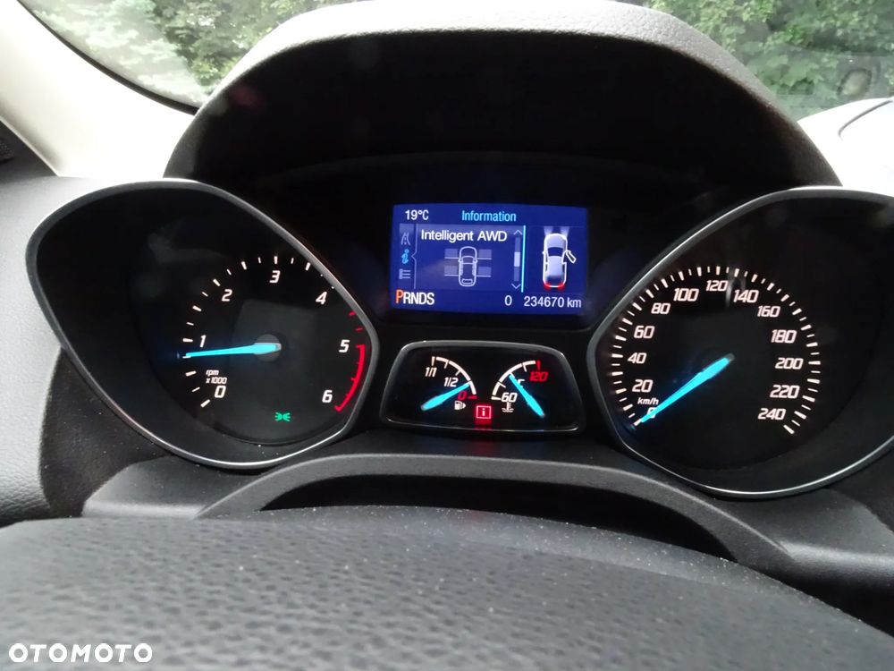 Ford Kuga 2.0 TDCi 4x4 Individual - 9