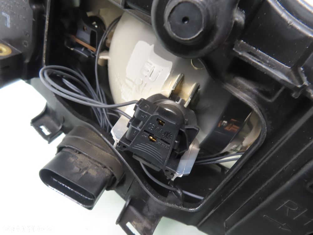 LAMPA PRAWA PRZEDNIA FORD MONDEO MK4 IV LIFT 7S7113W029EB - 2