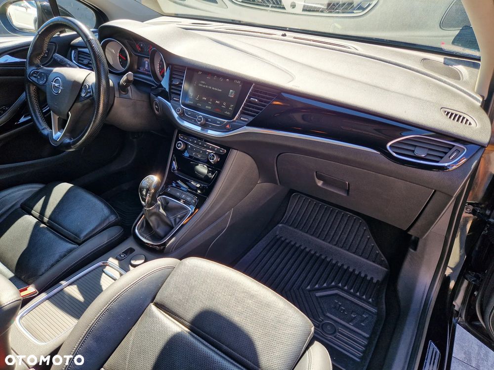 Opel Astra 1.6 CDTI Essentia S&S - 18