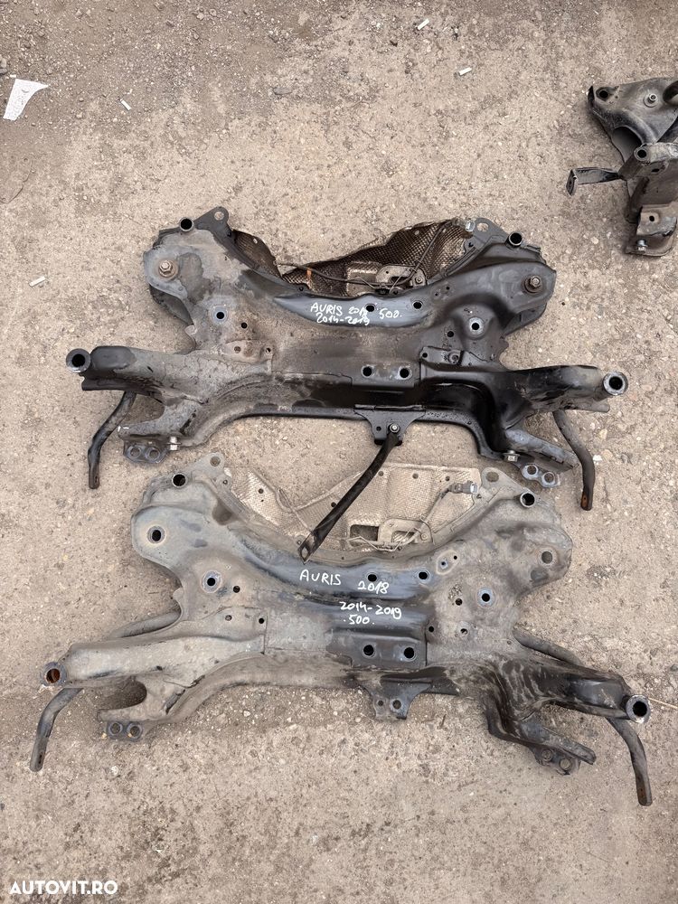 Punte fata, jug motor TOYOTA AURIS an 2013-2019 - 1