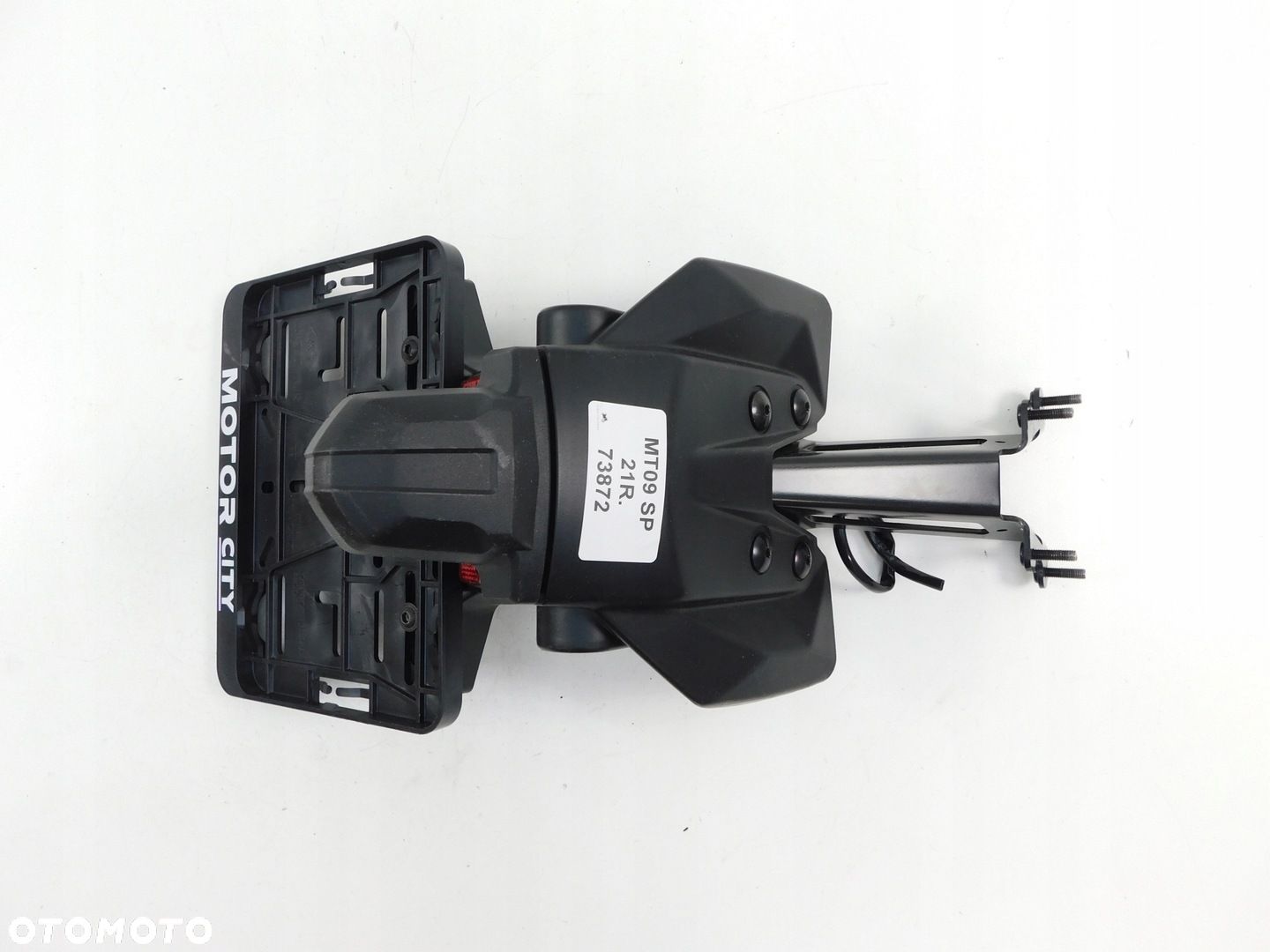 YAMAHA MT 09 MT09 SP 21r. BŁOTNIK TYŁ MOCOWANIE TABLICY - 1