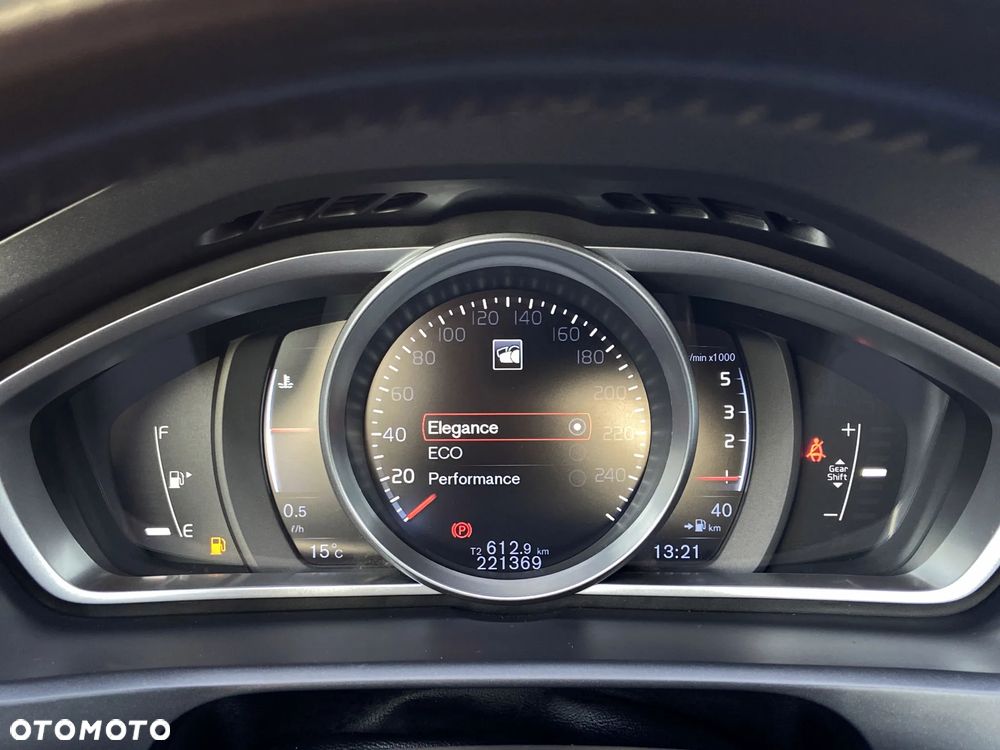 Volvo V40 D2 Ocean Race - 33