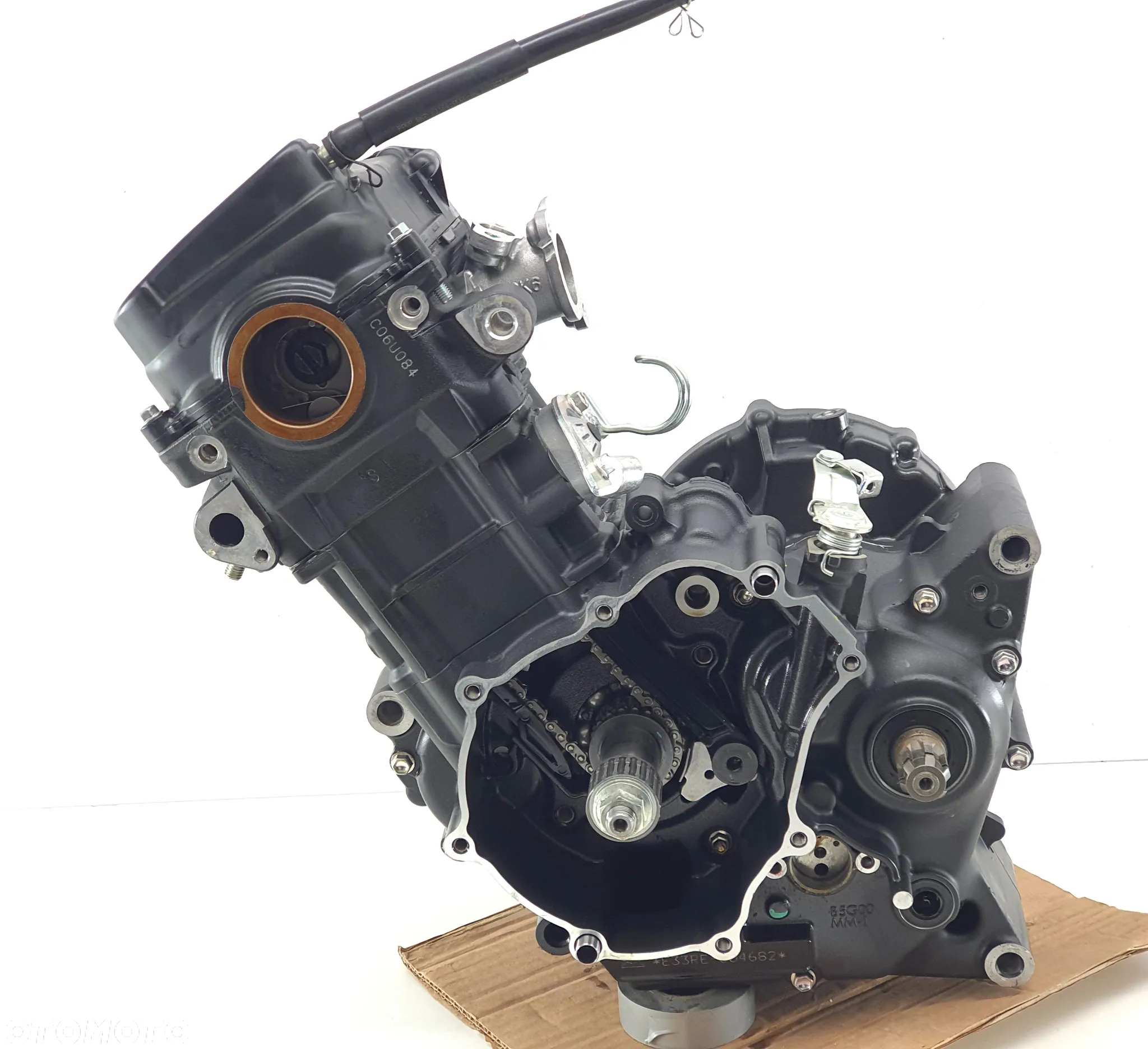SILNIK  YAMAHA XSR 125 YZF MT - 12