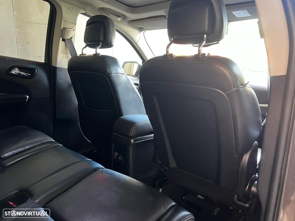 Fiat Freemont 2.0 M-Jet Urban - 17