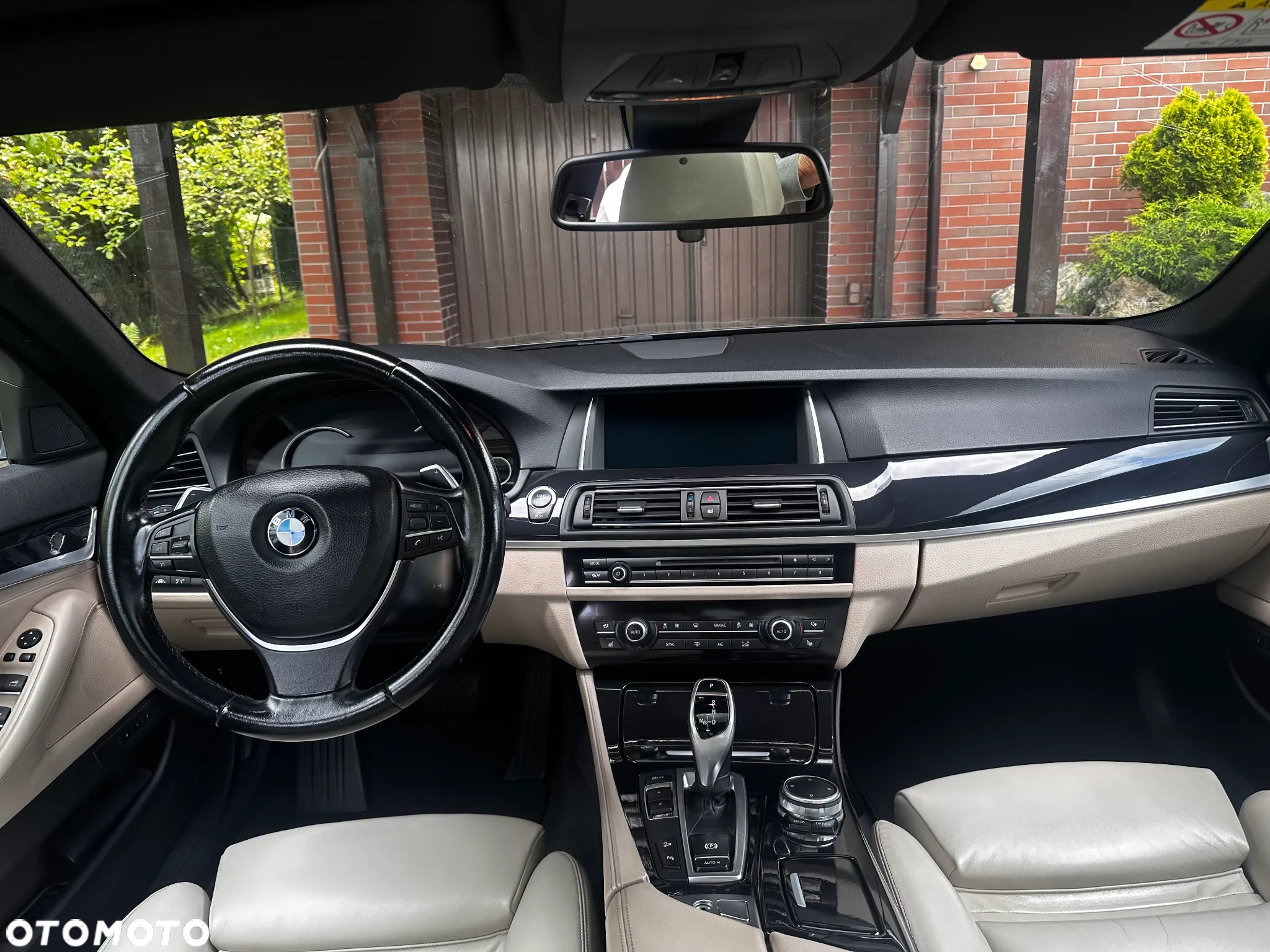 BMW Seria 5 525d xDrive Luxury Line - 22
