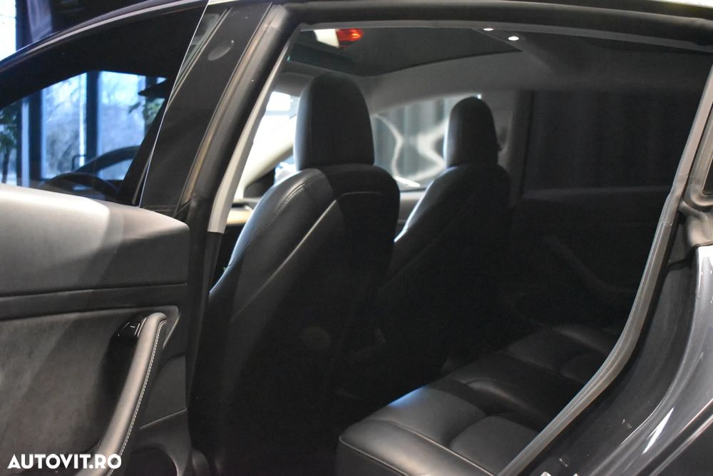 Tesla Model 3 Standard Reichweite Plus Hinterradantrieb - 7