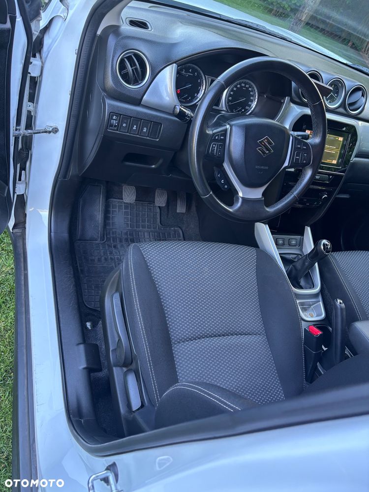 Suzuki Vitara 1.6 Premium 2WD - 11