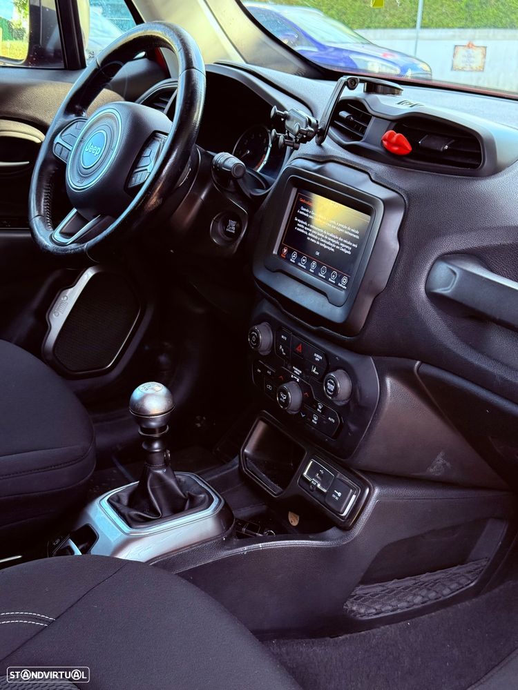 Jeep Renegade 1.0 T Limited - 16