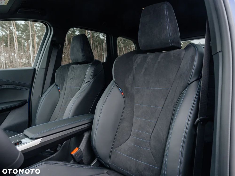 BMW X1 sDrive18i - 12