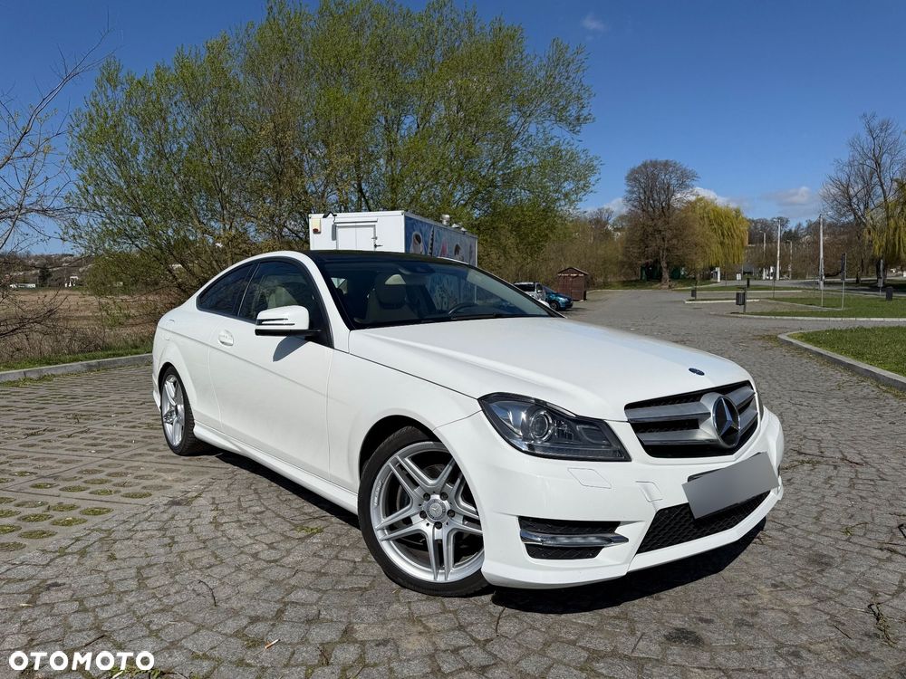 Mercedes-Benz Klasa C 250 CGI BlueEff - 1