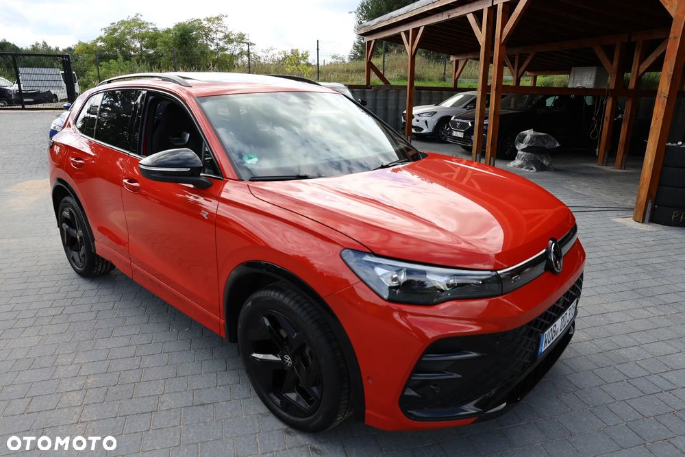 Volkswagen Tiguan 2.0 TDI SCR DSG R-Line - 34