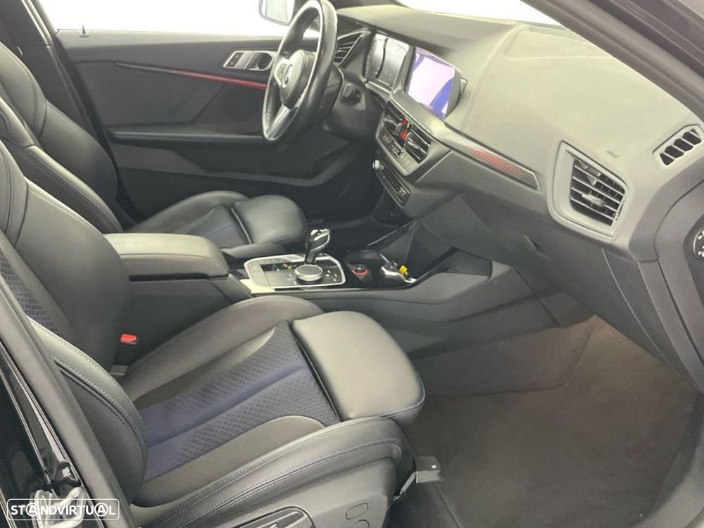 BMW 118 i Pack Desportivo M Auto - 21