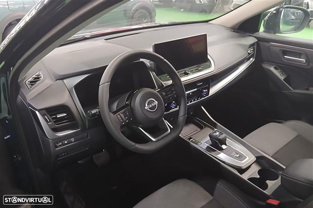 Nissan Qashqai 1.3 DIG-T N-Connecta LED Xtronic - 6