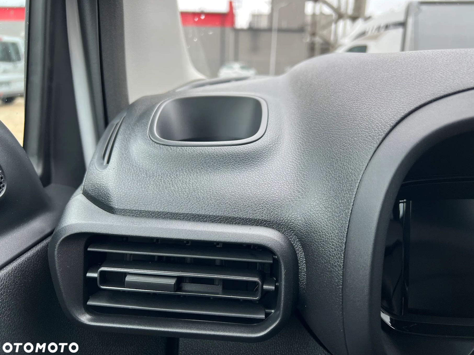 Fiat Doblo Maxi 5 miejsc - 13