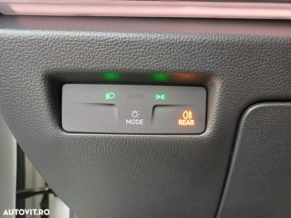Volkswagen Passat 1.5 eTSI DSG MHEV Business - 10