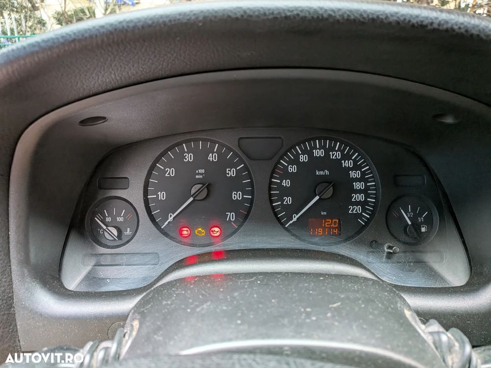Opel Astra - 20