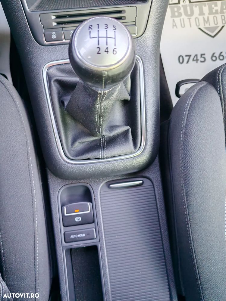 Volkswagen Tiguan 2.0 TDI DPF BlueMotion Technology Sport & Style - 20