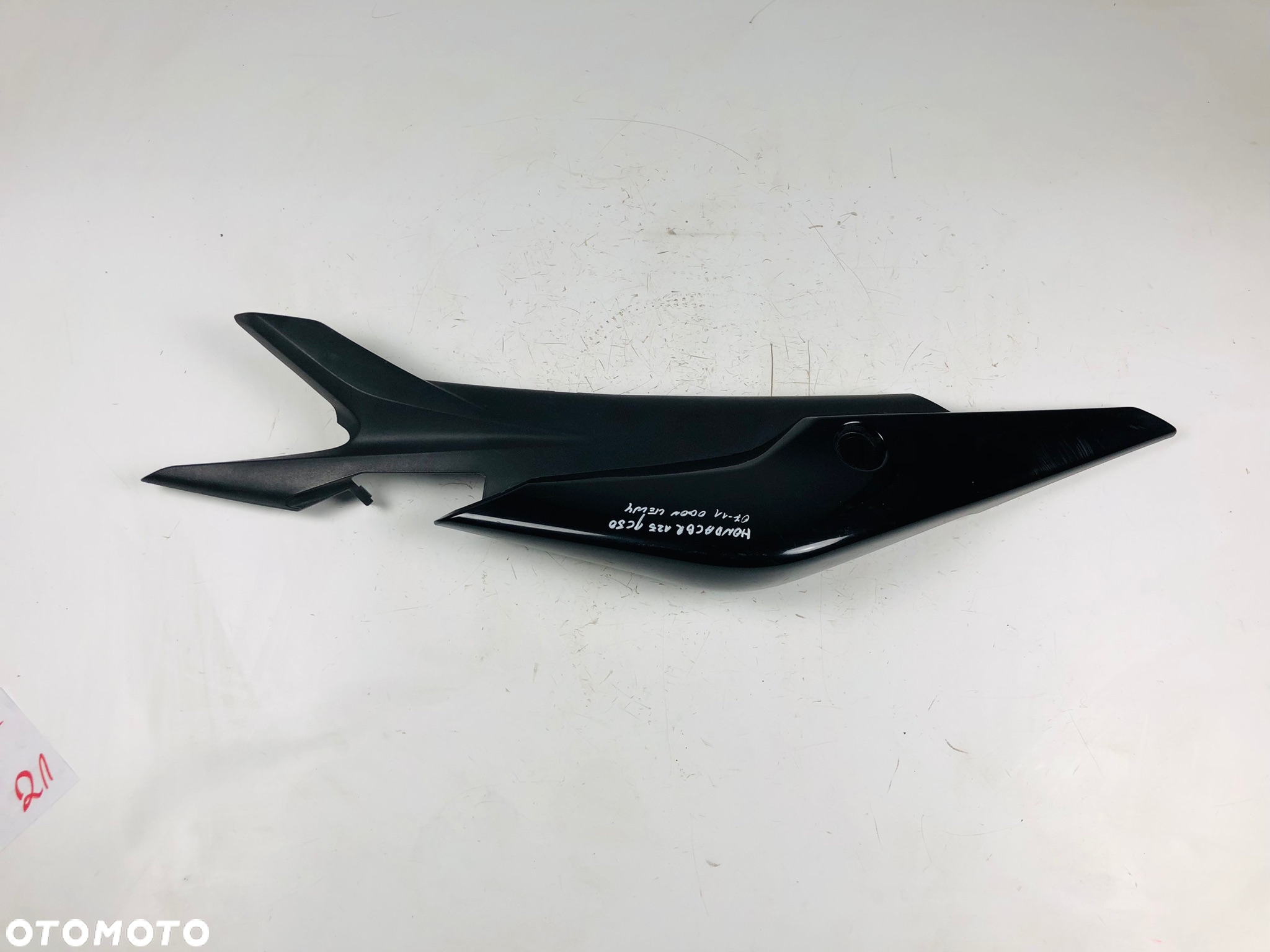Honda CBR 125 JC 50 07-11 ogon lewy owiewka - 5