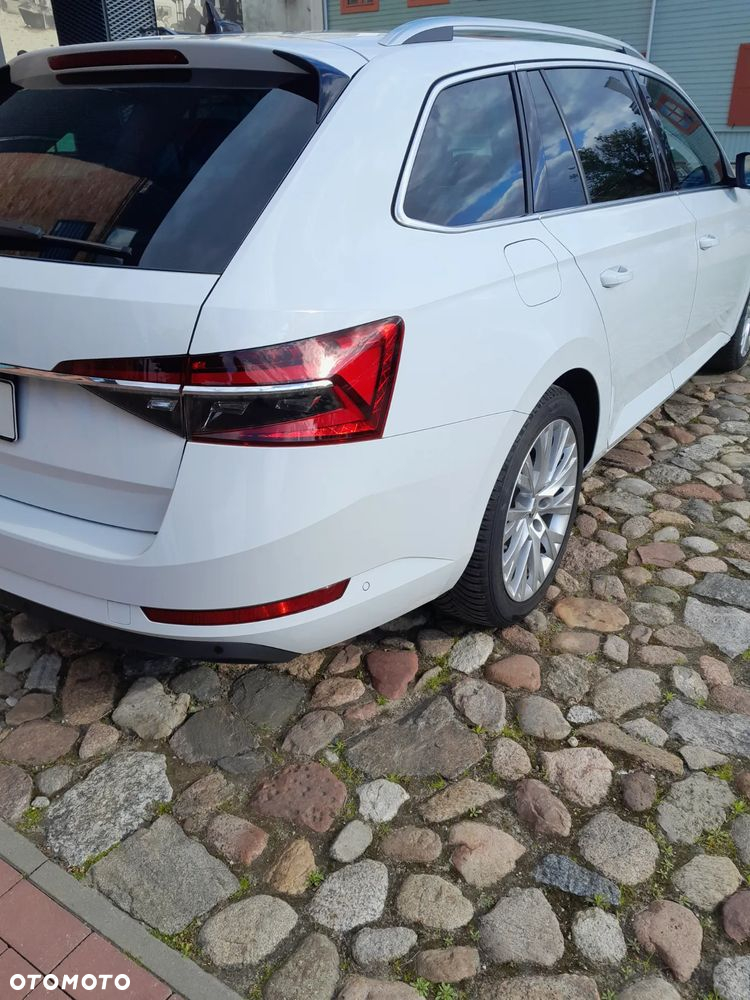 Skoda Superb 1.5 TSI ACT DSG Ambition - 7