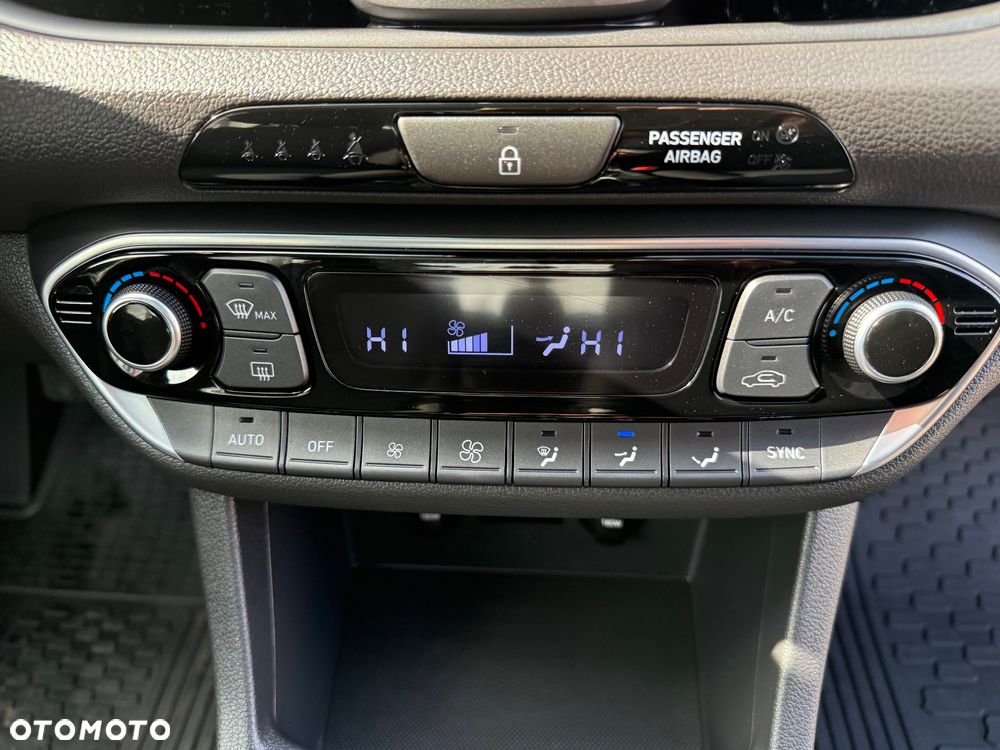 Hyundai i30 1.5 DPI Modern - 17