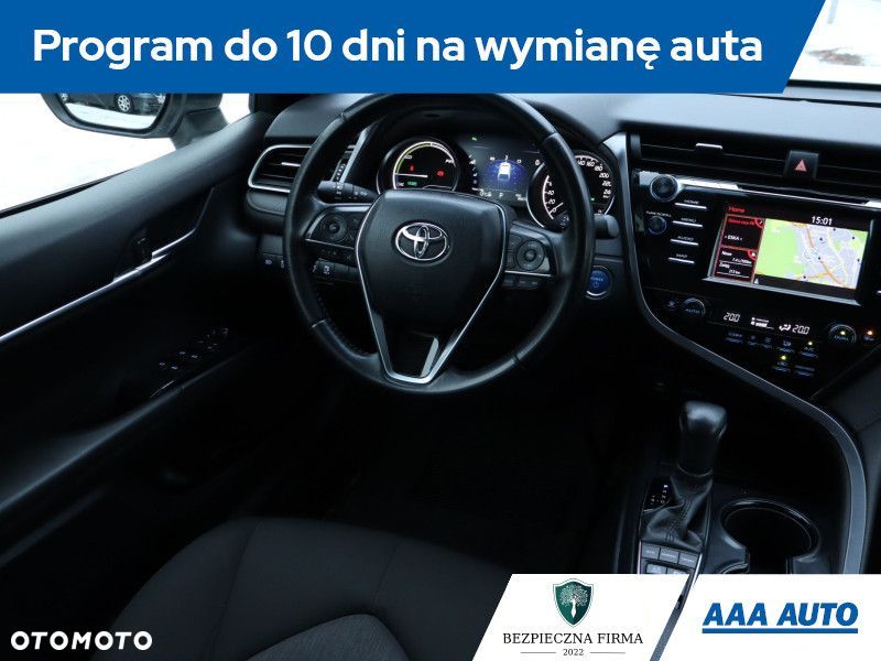 Toyota Camry - 9